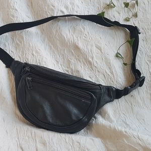Vintage black leather fanny pack small waist bag